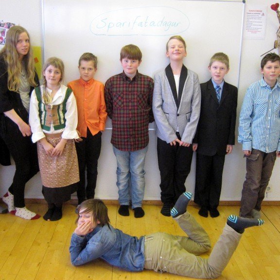 Miðstigið kann að sitja fyrir ...