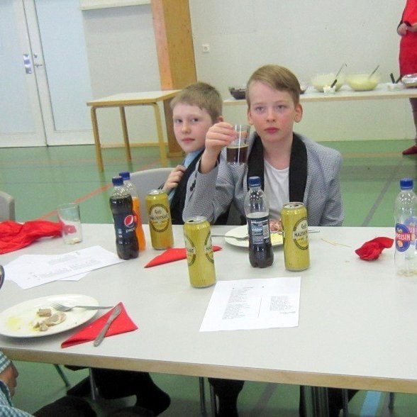 Þessir eru búnir að seðja sárasta hungrið ... spurning um að fara aðra ferð?