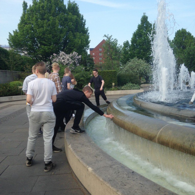 Gosbrunnurinn við konungshöllina