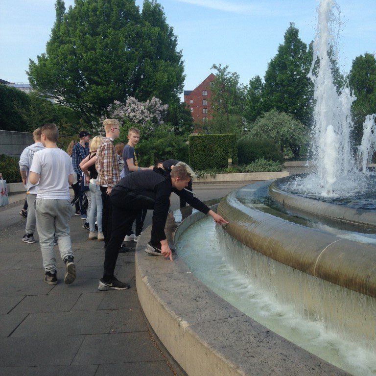 Gosbrunnurinn við konungshöllina