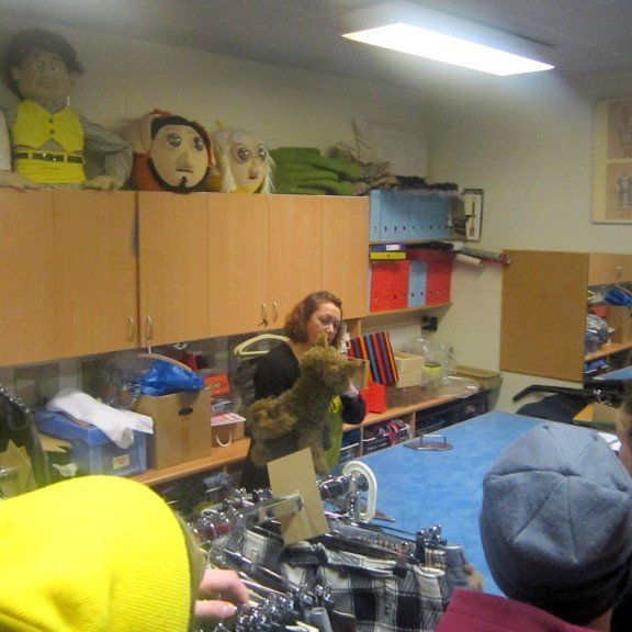 Við fengum að kíkja á brúðurnar ...