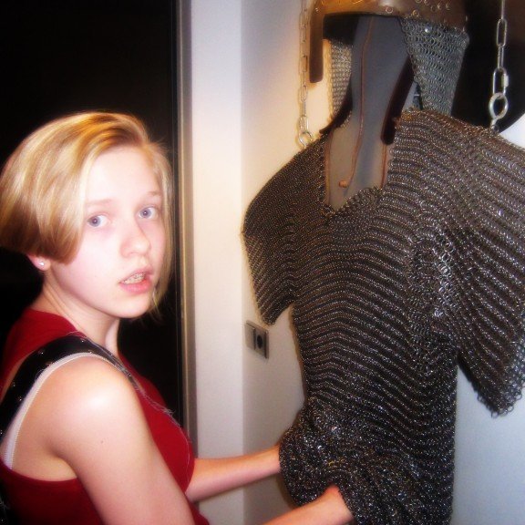 Þessi hringabrynja er tólf kíló.