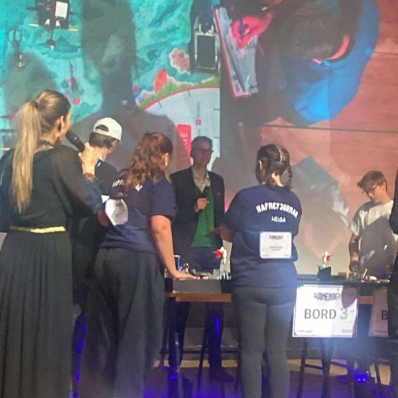 Hafmeyjarnar á sviði