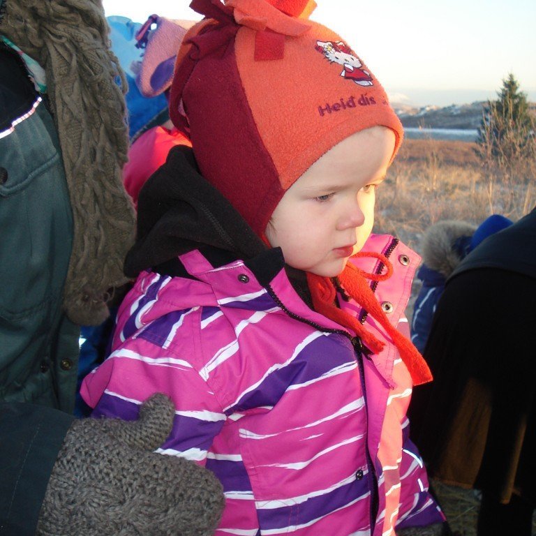 Þriðjudaginn 4. nóvember var sameiginleg útivist og meðal annars var poppað úti á eldstæði og bökuð gómsæt kaka