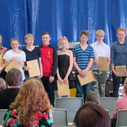 8. og 9. bekkur er svo fjölmennur að það þarf gleiðlinsu.