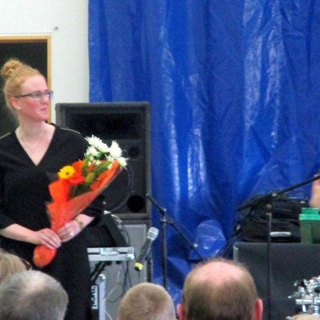 Svo voru Margrét og Elsa Björg kvaddar með virktum.