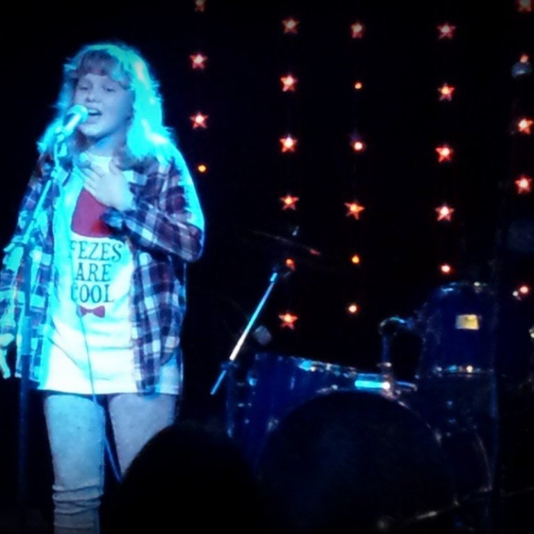 ... söng lag eftir Florence and the Machine.