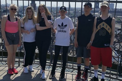 Hópurinn í Sívala turninum