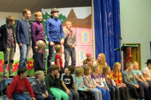 Aðeins - og alltof seint - um þrettándagleði :-)